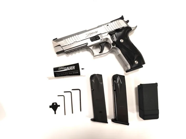 Sig Sauer P 226 X-Five 9X19 Kat: B1 , Használt maroklőfegyver