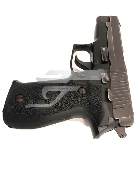 Sig Sauer P226 9x19 használt maroklőfegyver B1(2028)