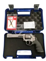 Smith Wesson M 617-5 22 lr használt maroklőfegyver B1(2027)