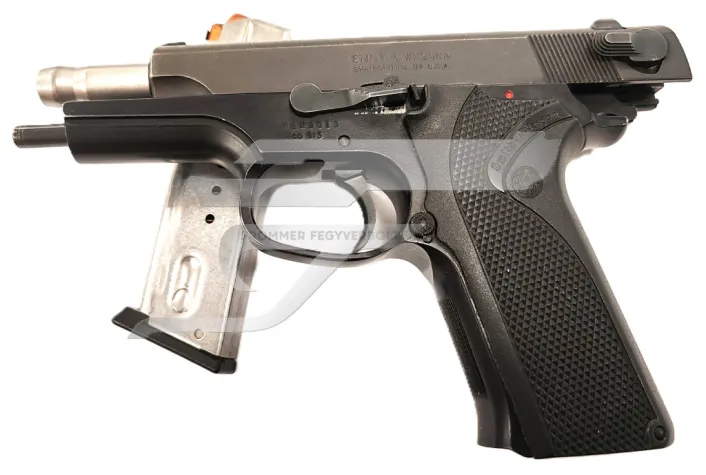 Smith Wesson M 915 9x19 használt maroklőfegyver B1(2027)
