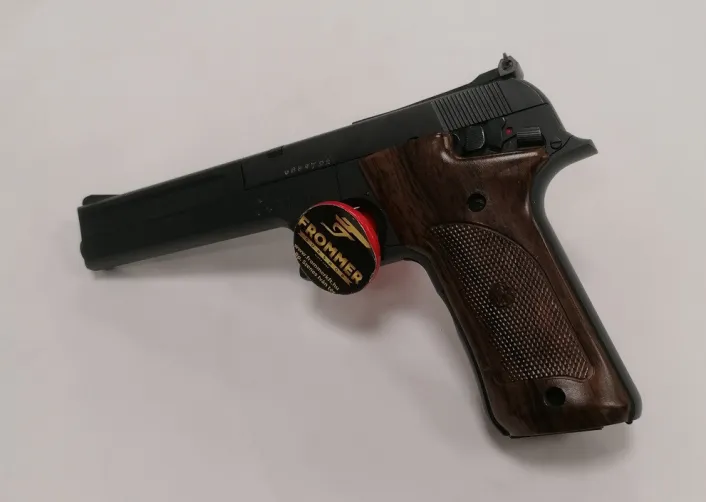 Smith Wesson M22 használt AKCIÓ maroklőfegyver 22LR Cél:sport B1(2033)
