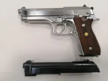 Taurus PT92 AFS 9x19 Használt maroklő. ,+Taurus PT92/99/100 Váltócső 22 LR