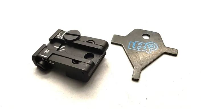 LPA állítható hátsó irányzék Taurus PT 92