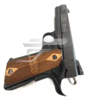 Mauser 1911 .22LR maroklőfegyver fekete . barna fa markolat