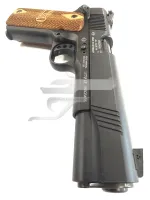 Mauser 1911 .22LR maroklőfegyver fekete . barna fa markolat