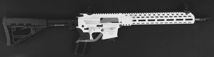 Schmeisser AR15-9 M4FL 14,5"cső White Limited Edition 9 mm luger