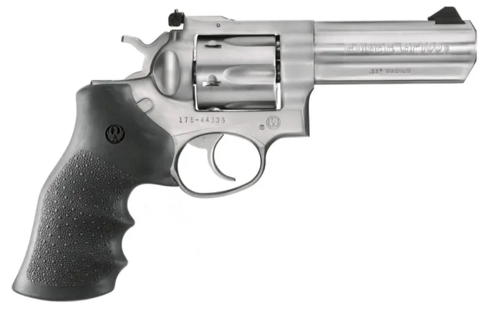 Ruger GP-100 Rozsdamentes 4,2" cső 1705 . 6 Lővetű 357/38kaliberű Revolver