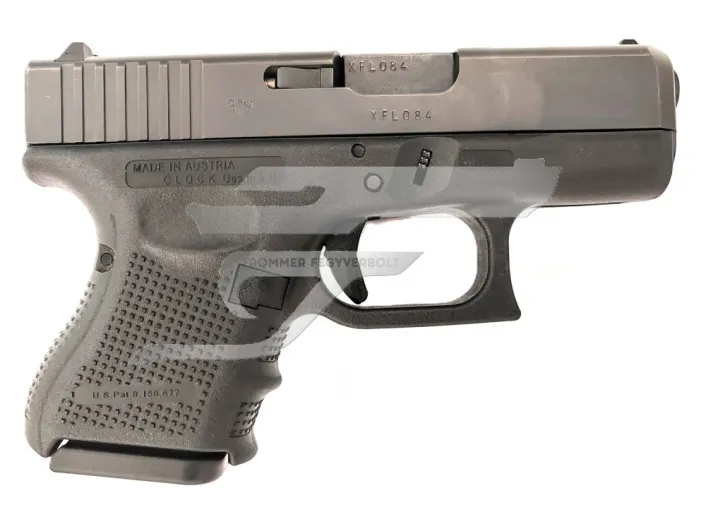 Glock 26 Gen4 9x19 használt maroklőfegyver B5(2034) sok tartozékkal