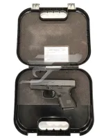 Glock 26 Gen4 9x19 használt maroklőfegyver B5(2034) sok tartozékkal