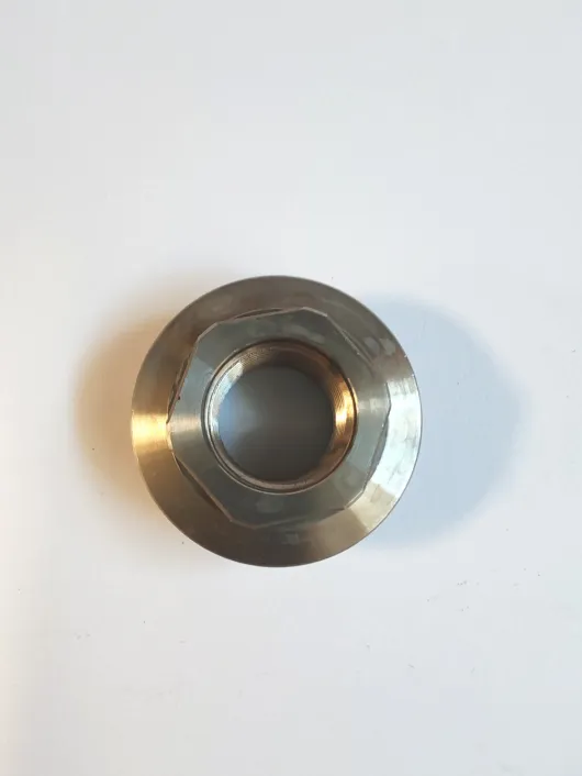 Aimsport Triton3 Menetváltó 5/8x24 menet . Hátsó részre