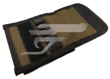 Dobos 80 Gyöngyvászon Lőszertartó Tusra . Zárt